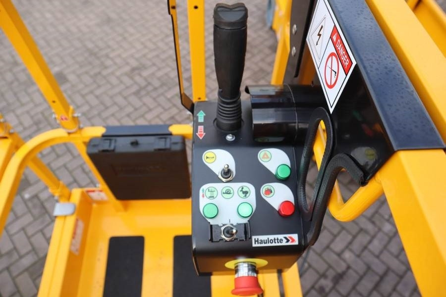 Haulotte Compact 10N Valid Inspection, *Guarantee! 10m Work - Plataforma de tijeras: foto 3 Haulotte Compact 10N Valid Inspection, *Guarantee! 10m Work - Plataforma de tijeras: foto 3