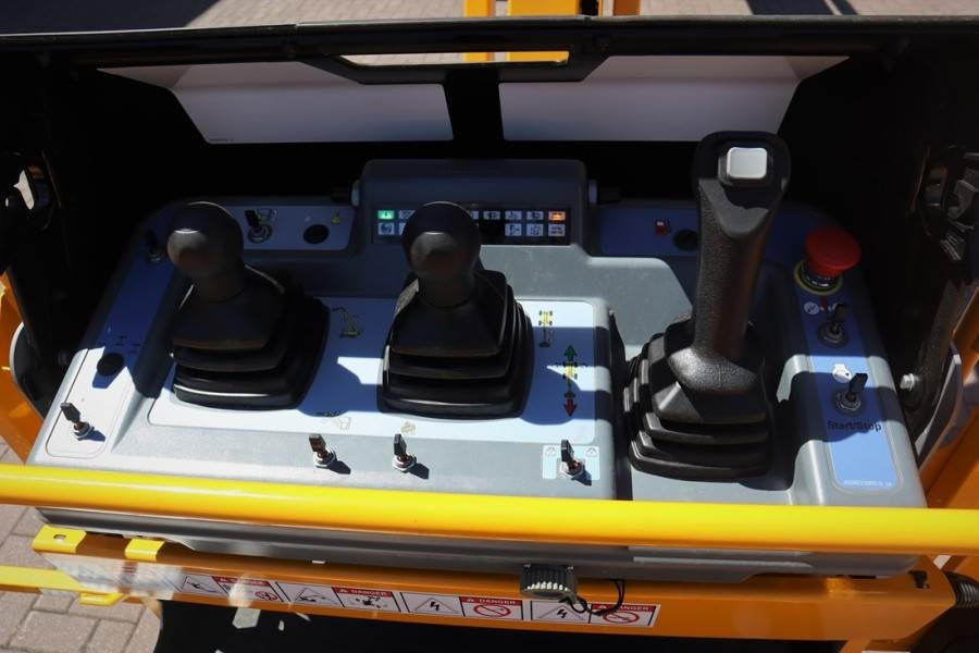 Haulotte HT23RTJ O Valid Inspection, *Guarantee! Diesel, 4x - Plataforma telescopica: foto 3 Haulotte HT23RTJ O Valid Inspection, *Guarantee! Diesel, 4x - Plataforma telescopica: foto 3