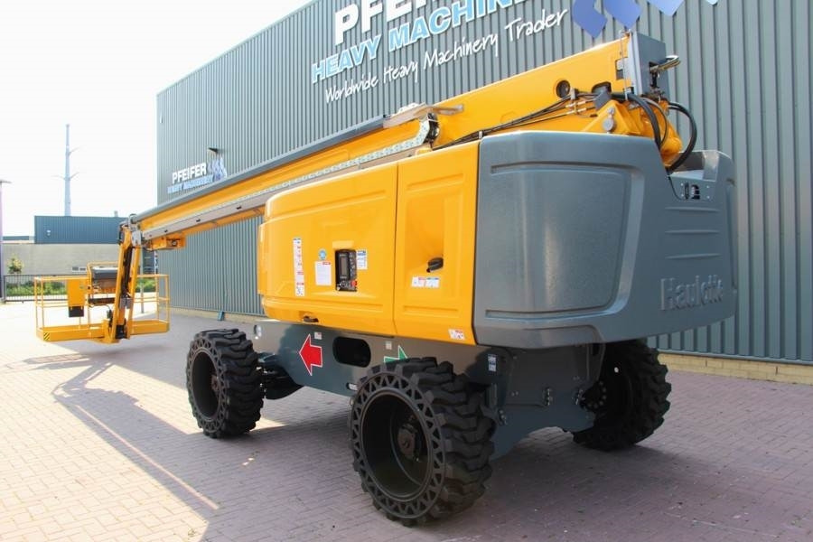 Plataforma telescopica Haulotte HT28RTJ Pro Diesel, 4x4 Drive, 27.9 m Working Heig: foto 8