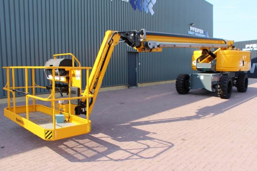 Plataforma telescopica Haulotte HT28RTJ Pro Diesel, 4x4 Drive, 27.9 m Working Heig: foto 7