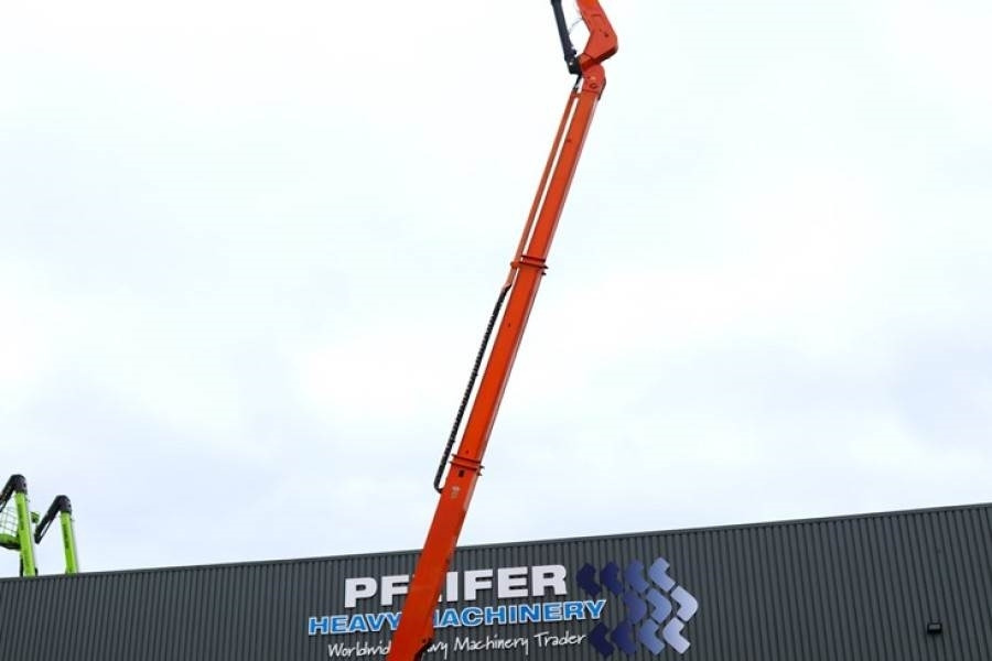 JLG 1250AJP Diesel, 4x4x4 Drive, 40.1m Working Height, - Plataforma articulada: foto 3 JLG 1250AJP Diesel, 4x4x4 Drive, 40.1m Working Height, - Plataforma articulada: foto 3