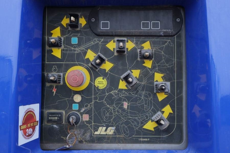 JLG 800AJ Diesel, 4x4x4 Drive, 26.5m Working Height, 1 - Plataforma articulada: foto 4 JLG 800AJ Diesel, 4x4x4 Drive, 26.5m Working Height, 1 - Plataforma articulada: foto 4