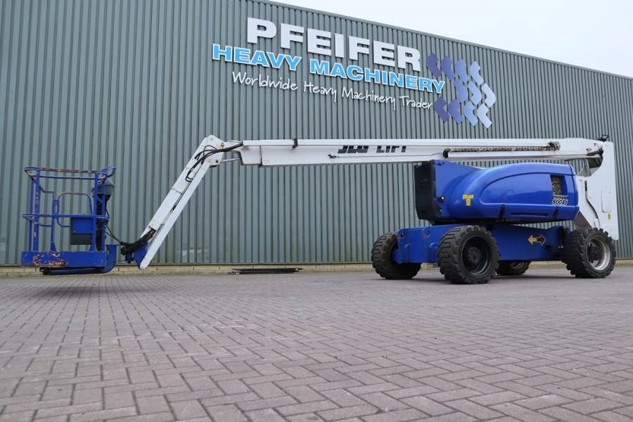 JLG 800AJ Diesel, 4x4x4 Drive, 26.5m Working Height, 1 - Plataforma articulada: foto 1 JLG 800AJ Diesel, 4x4x4 Drive, 26.5m Working Height, 1 - Plataforma articulada: foto 1