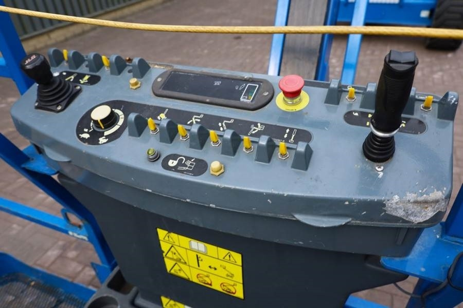 JLG H800AJ Hybrid Hybrid, 4x4 Drive, 26.4m Working Hei  - Plataforma articulada: foto 4 JLG H800AJ Hybrid Hybrid, 4x4 Drive, 26.4m Working Hei  - Plataforma articulada: foto 4