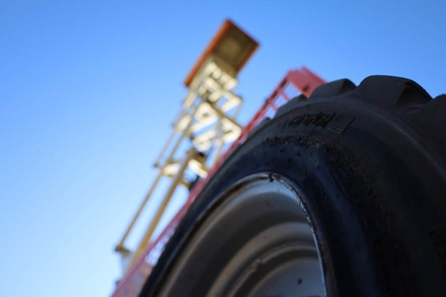 Plataforma de tijeras JLG M4069 Hybrid, 14.2m Working Height, 360kg Capacity: foto 9 Plataforma de tijeras JLG M4069 Hybrid, 14.2m Working Height, 360kg Capacity: foto 9