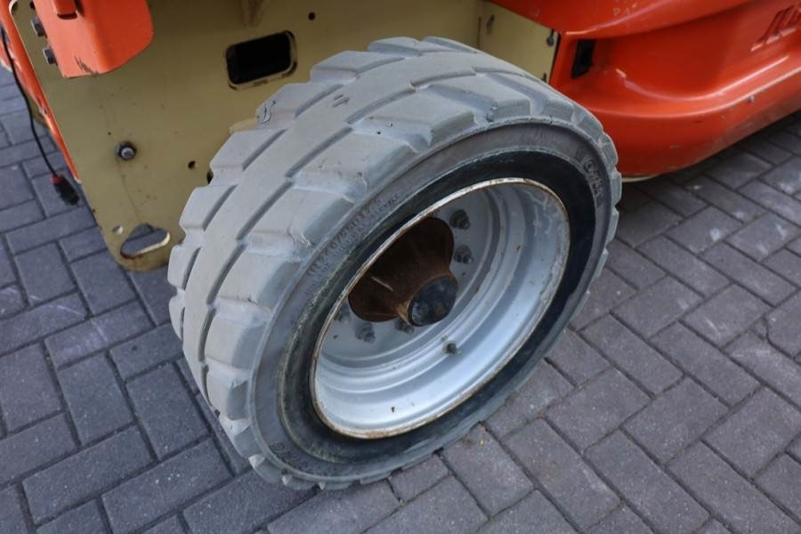 Plataforma de tijeras JLG M4069 Hybrid, 14.2m Working Height, 360kg Capacity: foto 15 Plataforma de tijeras JLG M4069 Hybrid, 14.2m Working Height, 360kg Capacity: foto 15