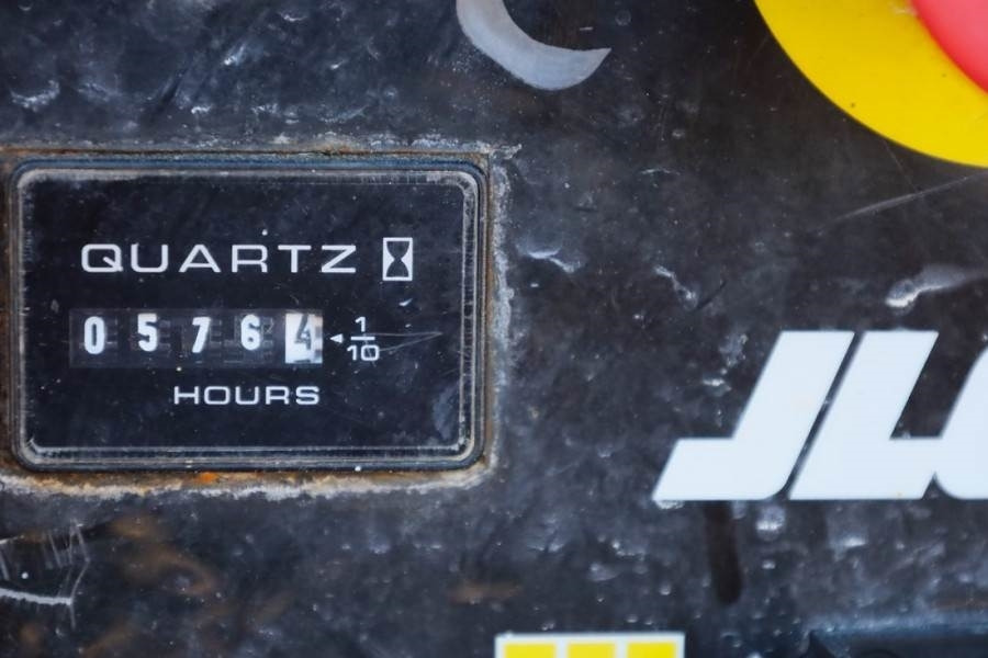 Plataforma de tijeras JLG M4069 Hybrid, 14.2m Working Height, 360kg Capacity: foto 7 Plataforma de tijeras JLG M4069 Hybrid, 14.2m Working Height, 360kg Capacity: foto 7