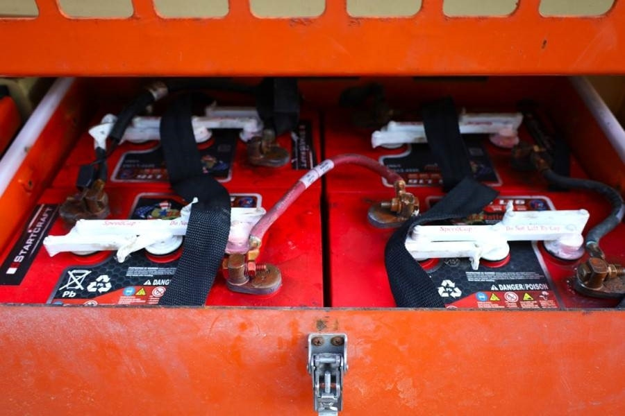 Plataforma de tijeras JLG M4069 Hybrid, 14.2m Working Height, 360kg Capacity: foto 13 Plataforma de tijeras JLG M4069 Hybrid, 14.2m Working Height, 360kg Capacity: foto 13