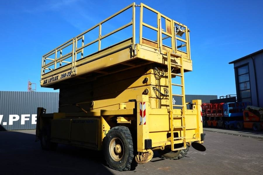 Plataforma de tijeras Liftlux SL260-25D4WD Diesel, 4x4 Drive, 9.80m Hydraulic De: foto 8