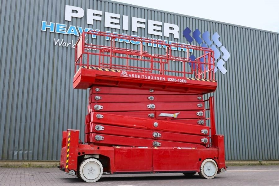 PB LIFT S225-12ES Electric, 22.5m Working Height, 450  - Plataforma de tijeras: foto 1 PB LIFT S225-12ES Electric, 22.5m Working Height, 450  - Plataforma de tijeras: foto 1