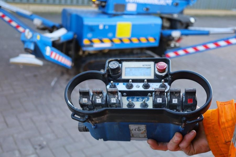 Ruthmann BLUELIFT SA18HD Gasoline / 220V, 18m Working Heigh - Plataforma articulada: foto 4 Ruthmann BLUELIFT SA18HD Gasoline / 220V, 18m Working Heigh - Plataforma articulada: foto 4