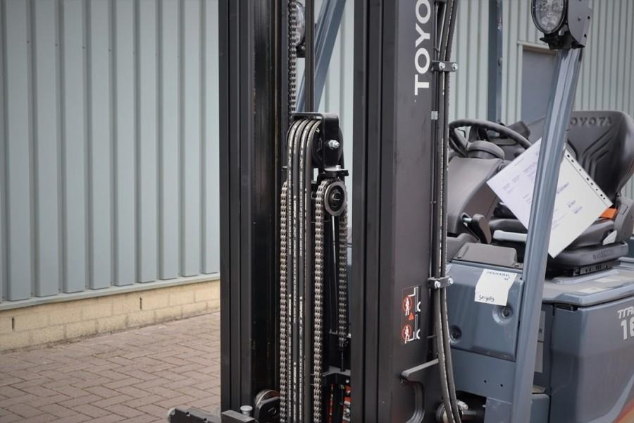 Carretilla elevadora diésel Toyota 8FBM16T Valid inspection, *Guarantee! Electric, 55: foto 8 Carretilla elevadora diésel Toyota 8FBM16T Valid inspection, *Guarantee! Electric, 55: foto 8