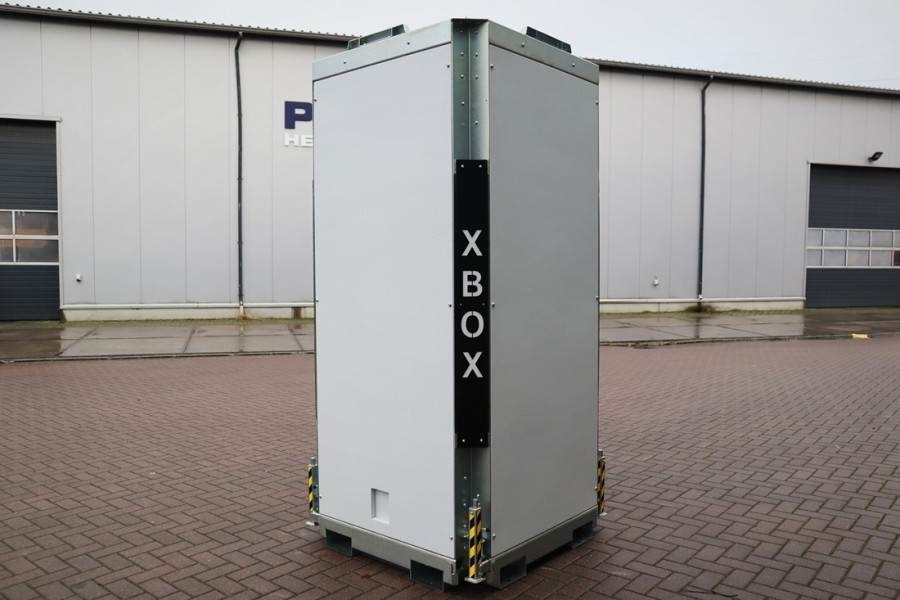 Trime X-BOX M 4x 320W Valid inspection, *Guarantee - Torre de iluminación: foto 3 Trime X-BOX M 4x 320W Valid inspection, *Guarantee - Torre de iluminación: foto 3