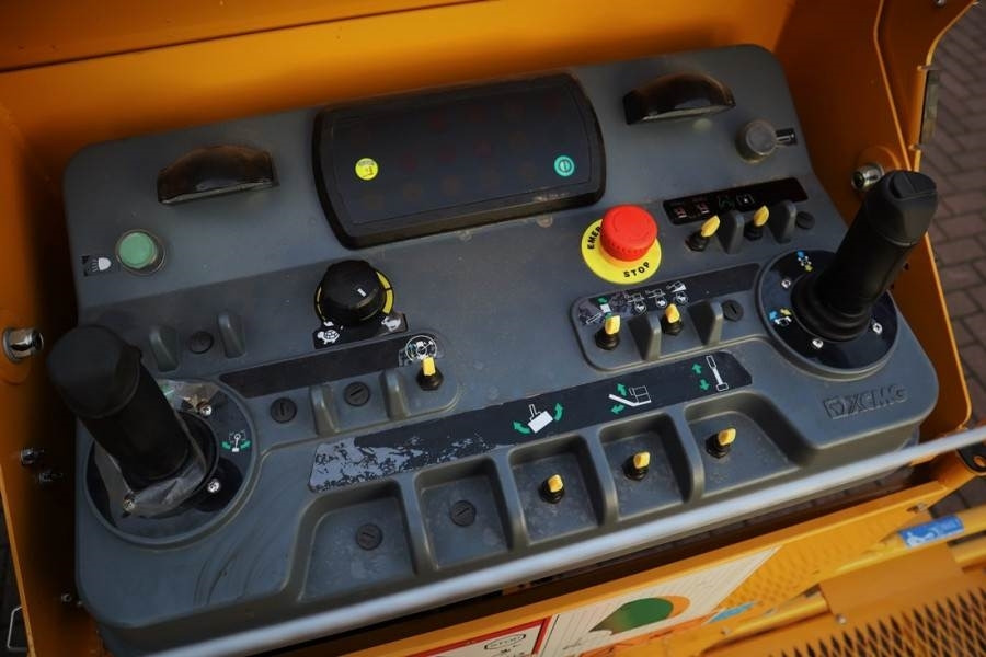 XCMG XGS28E Valid inspection, *Guarantee! Diesel, 4x4 D - Plataforma telescopica: foto 3 XCMG XGS28E Valid inspection, *Guarantee! Diesel, 4x4 D - Plataforma telescopica: foto 3