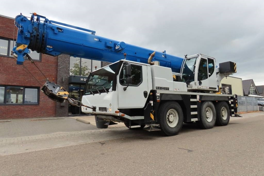 Liebherr LTM 1050-3.1 - Grúa todo terreno: foto 1 Liebherr LTM 1050-3.1 - Grúa todo terreno: foto 1