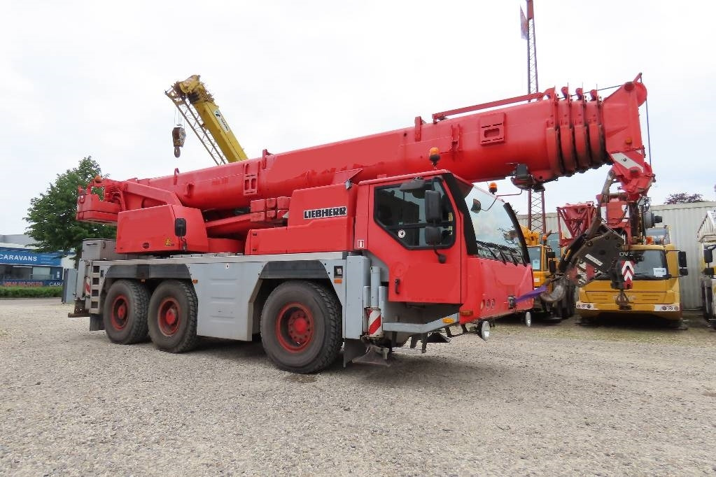 Liebherr LTM 1055-3.2  - Grúa todo terreno: foto 2 Liebherr LTM 1055-3.2  - Grúa todo terreno: foto 2