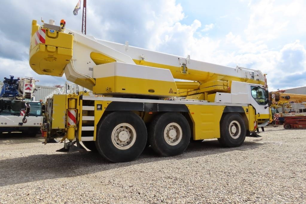 Liebherr LTM 1055-3.2 - Grúa todo terreno: foto 3 Liebherr LTM 1055-3.2 - Grúa todo terreno: foto 3