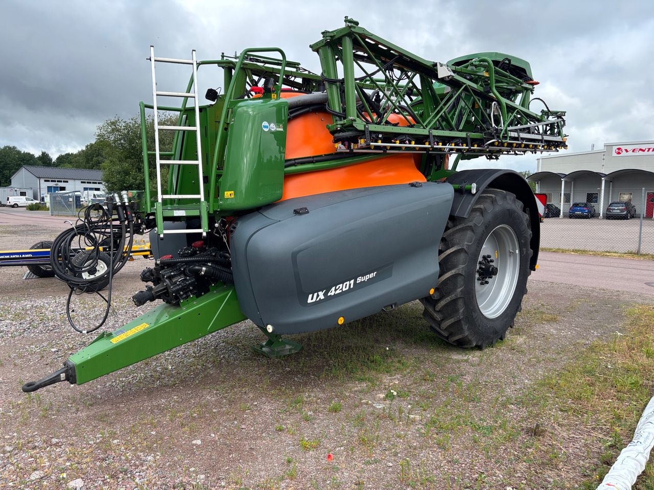 Amazone UX 4201 - Pulverizador: foto 1 Amazone UX 4201 - Pulverizador: foto 1