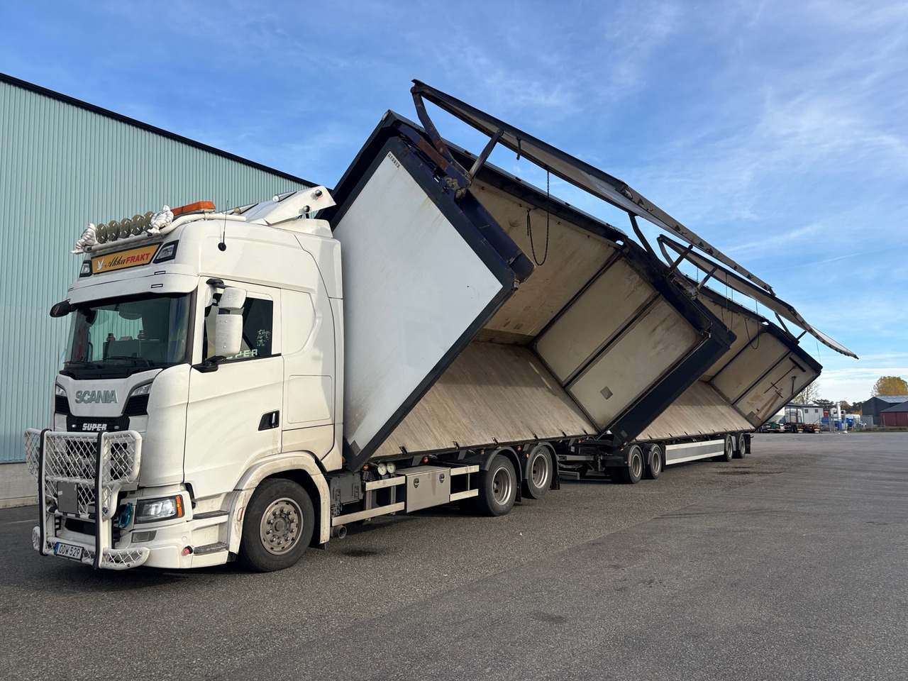 Scania S580 - Camión: foto 1 Scania S580 - Camión: foto 1