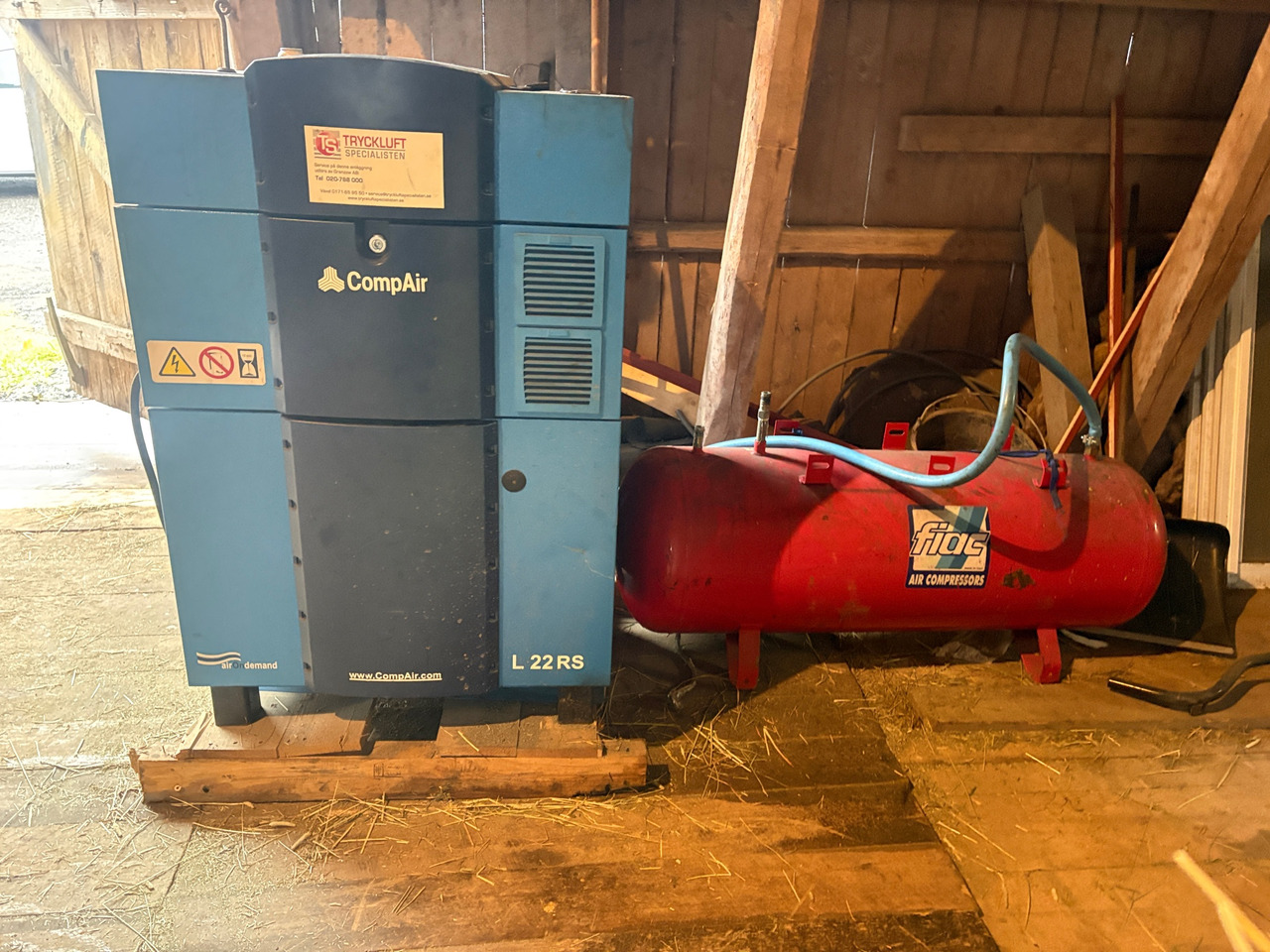 CompAir L22 RS - Compresor de aire: foto 1 CompAir L22 RS - Compresor de aire: foto 1