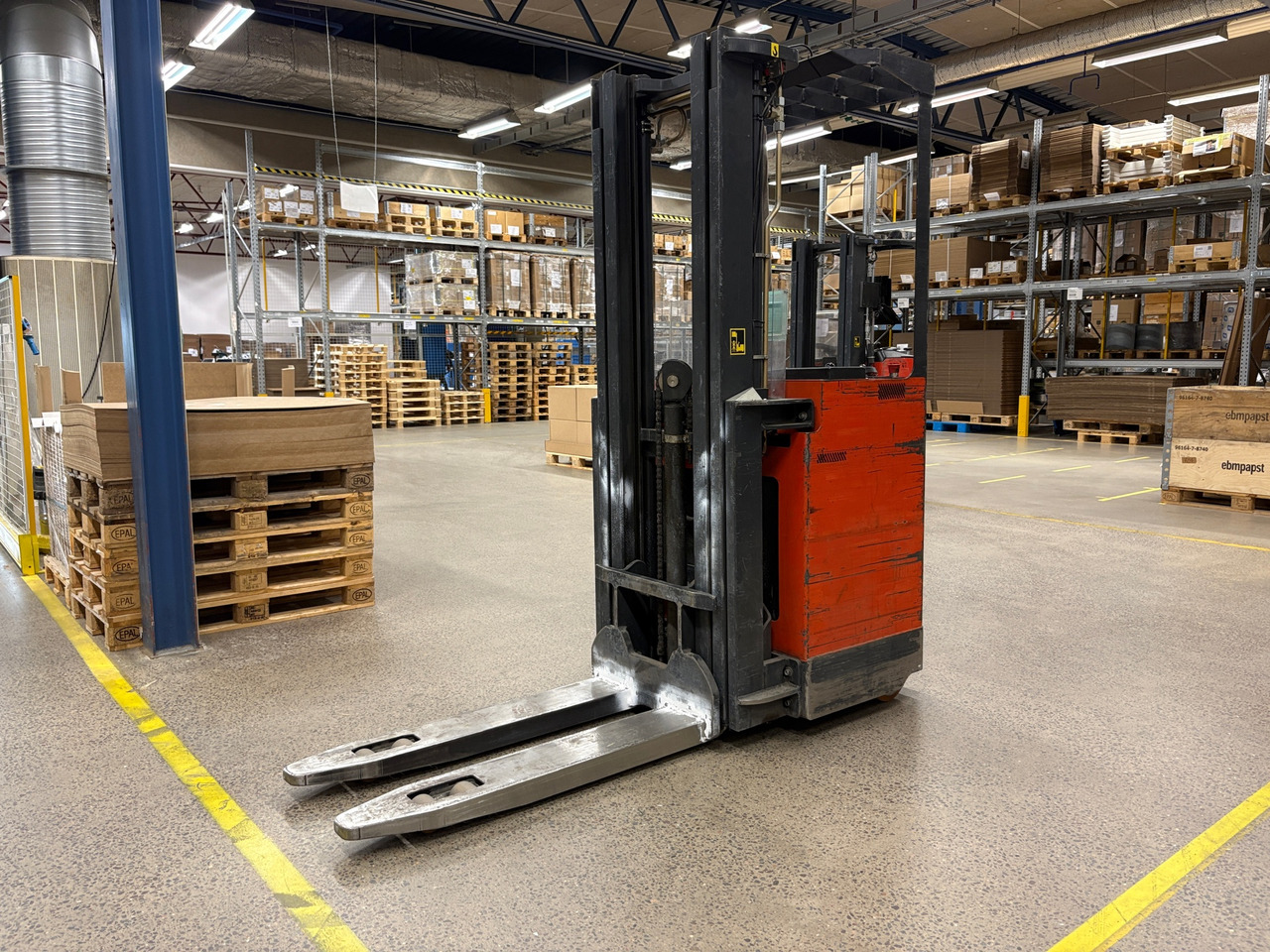 Linde L13 TTFYI - Equipo de manutención: foto 1 Linde L13 TTFYI - Equipo de manutención: foto 1