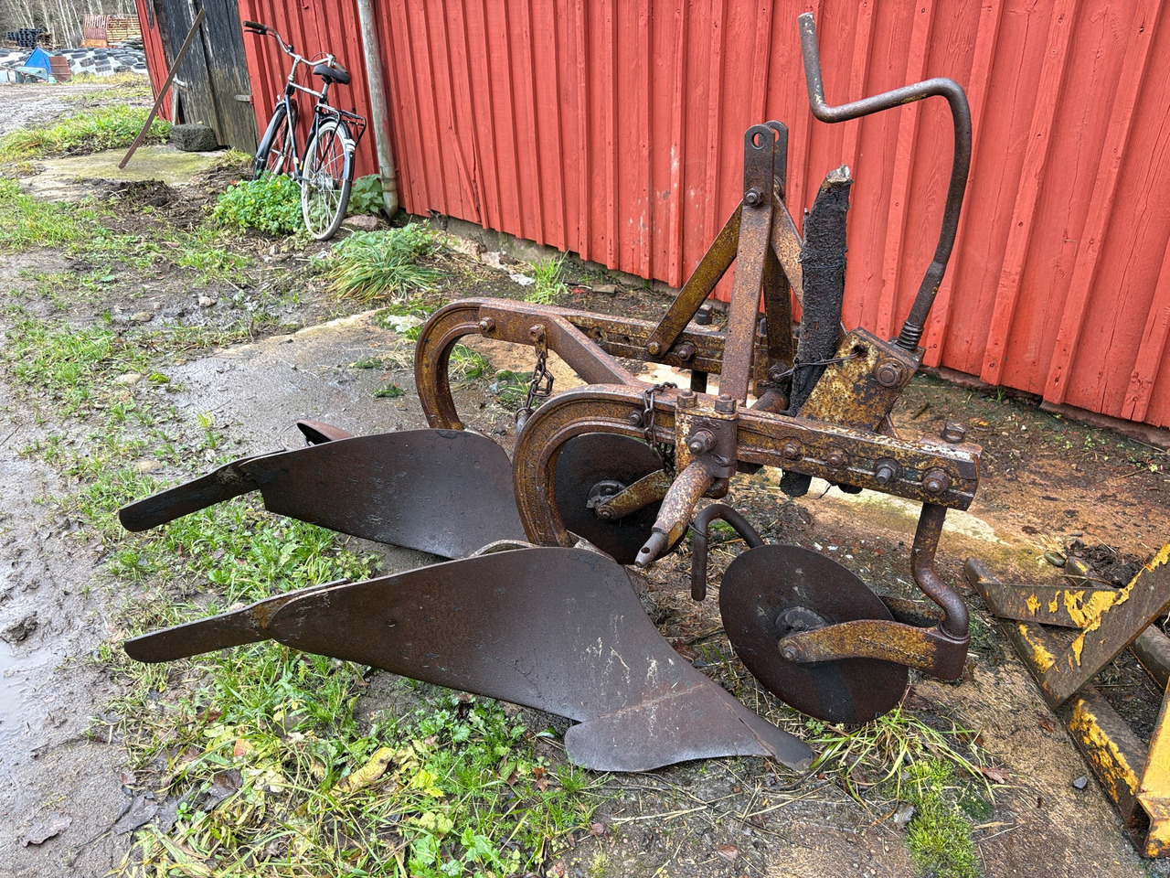 Ferguson 2-skärig - Arado: foto 1 Ferguson 2-skärig - Arado: foto 1