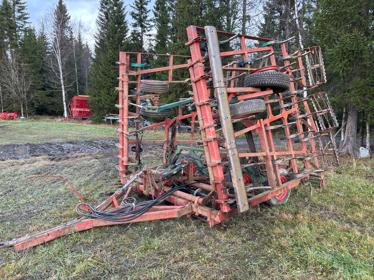 Kverneland - Equipo para trabajo del suelo: foto 1 Kverneland - Equipo para trabajo del suelo: foto 1