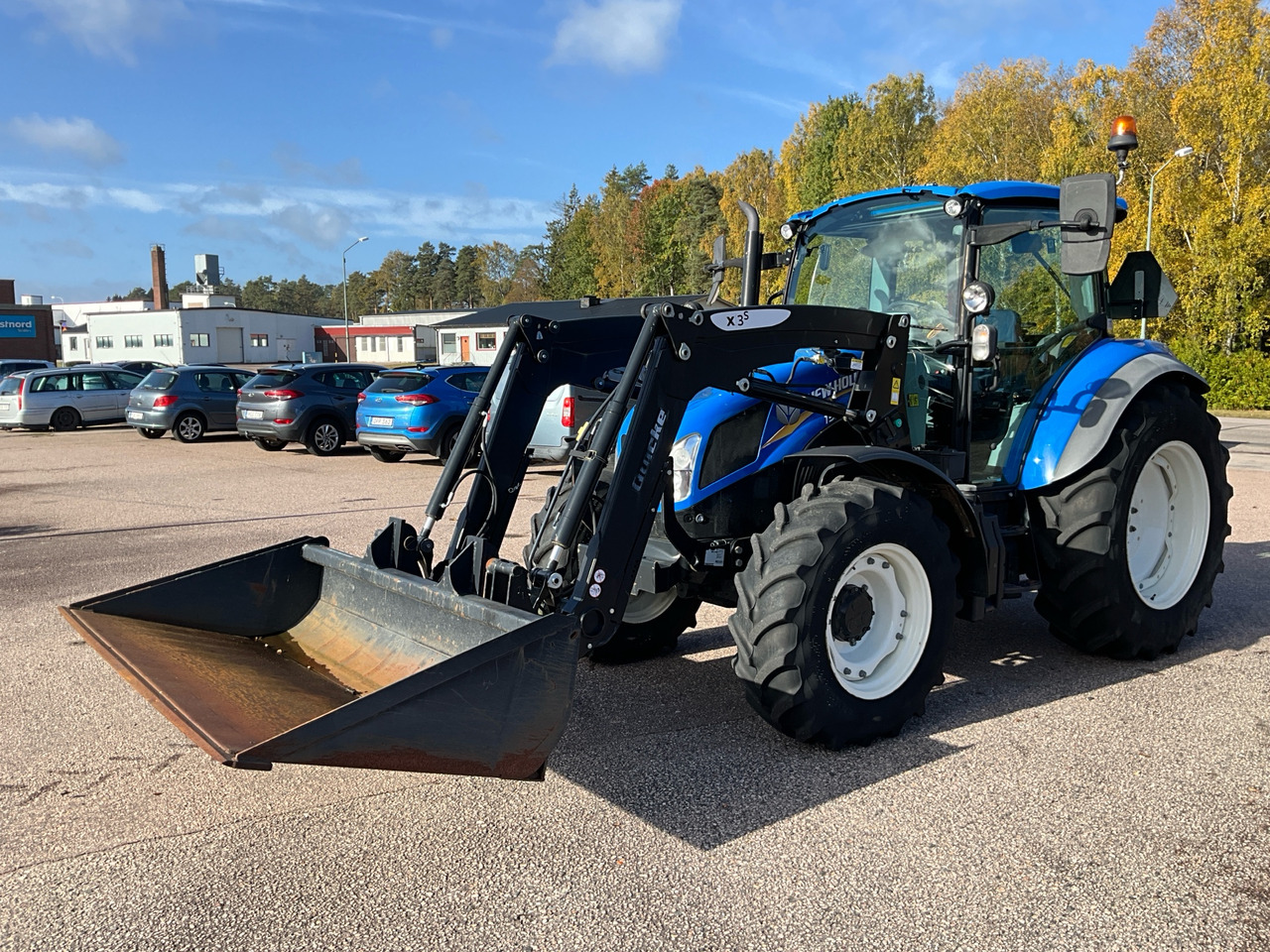 New Holland T5.85 - Tractor: foto 1 New Holland T5.85 - Tractor: foto 1
