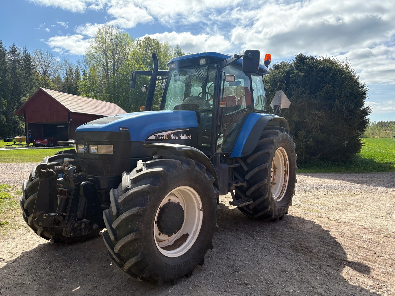 New Holland TM155 - Tractor: foto 1 New Holland TM155 - Tractor: foto 1