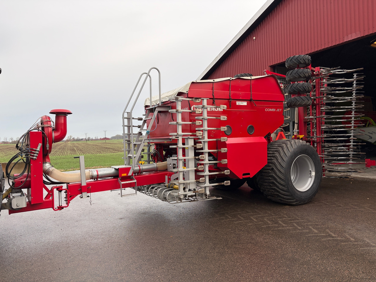 Överum Combi Jet CD 5406 - Maquinaria de siembra: foto 1 Överum Combi Jet CD 5406 - Maquinaria de siembra: foto 1