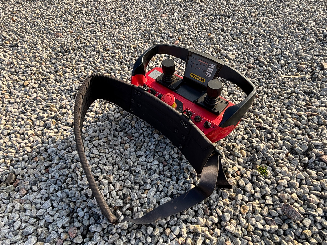 Palfinger 47437 - Equipo de construcción: foto 1 Palfinger 47437 - Equipo de construcción: foto 1