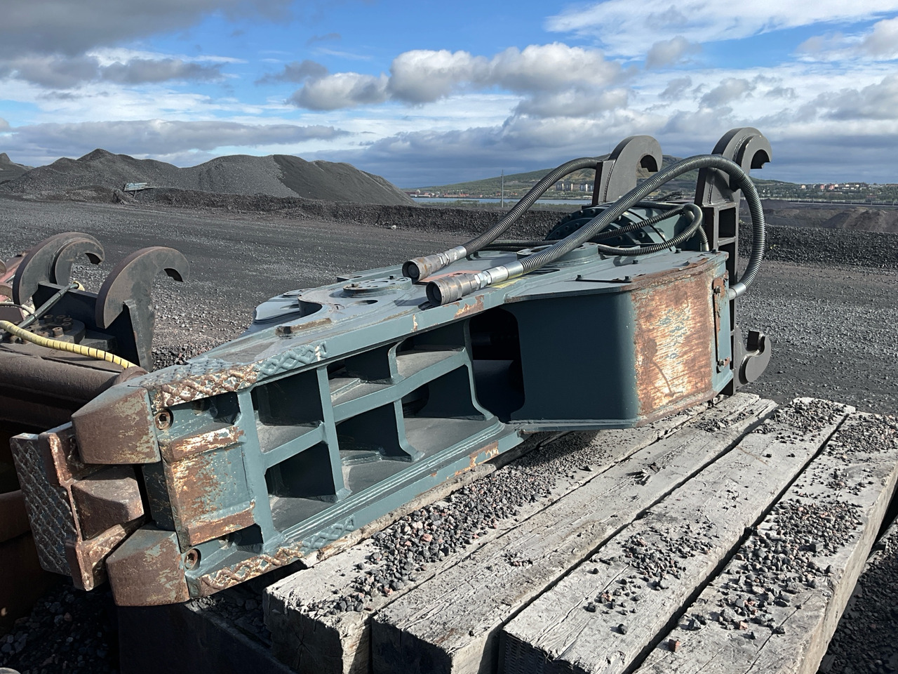 SMC - Equipo de construcción: foto 1 SMC - Equipo de construcción: foto 1