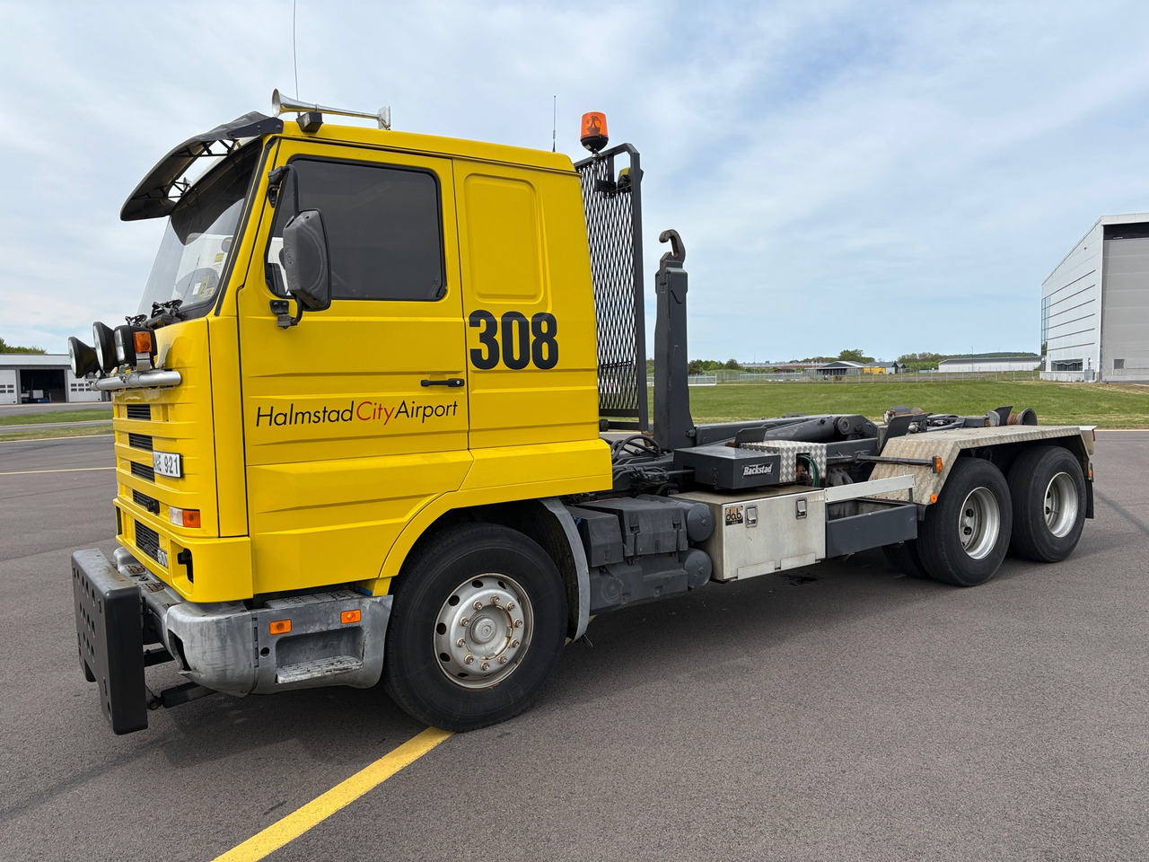 Scania R143HL6X2 500 - Camión multibasculante: foto 1 Scania R143HL6X2 500 - Camión multibasculante: foto 1