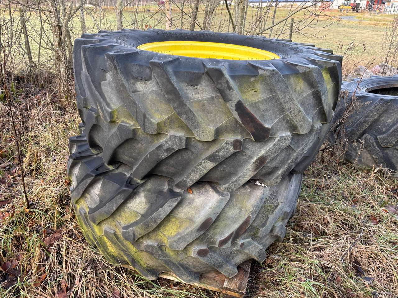 Trelleborg 540/65R28 - Neumático para Maquinaria de construcción: foto 1 Trelleborg 540/65R28 - Neumático para Maquinaria de construcción: foto 1