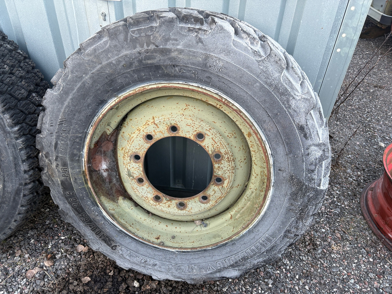 Trelleborg Steel-grip 159 - Neumático para Maquinaria de construcción: foto 1 Trelleborg Steel-grip 159 - Neumático para Maquinaria de construcción: foto 1