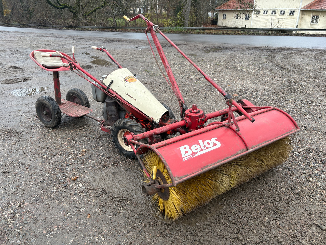 Belos IL-222 - Vehículo municipal: foto 1 Belos IL-222 - Vehículo municipal: foto 1