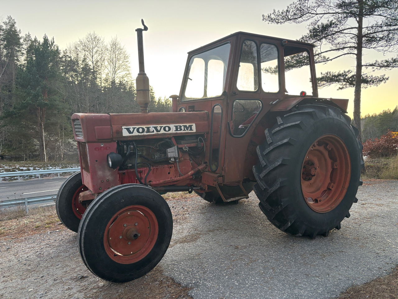 Volvo BM 600 - Tractor: foto 1 Volvo BM 600 - Tractor: foto 1