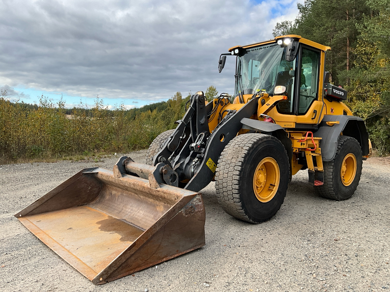 Volvo L60H - Cargadora de ruedas: foto 1 Volvo L60H - Cargadora de ruedas: foto 1