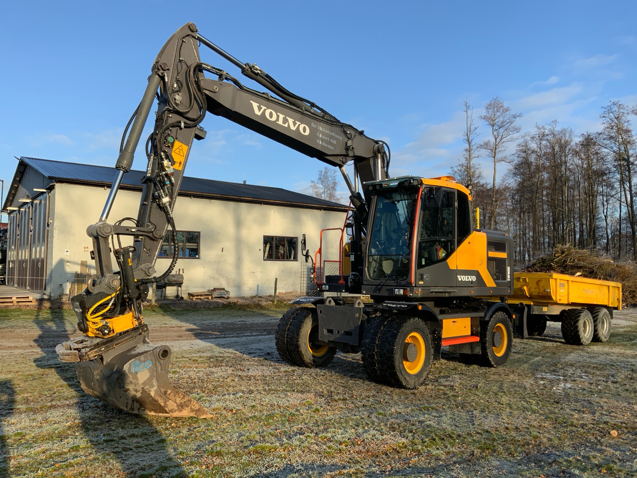 Volvo Waldung-Kärran EW160E - Excavadora: foto 1 Volvo Waldung-Kärran EW160E - Excavadora: foto 1