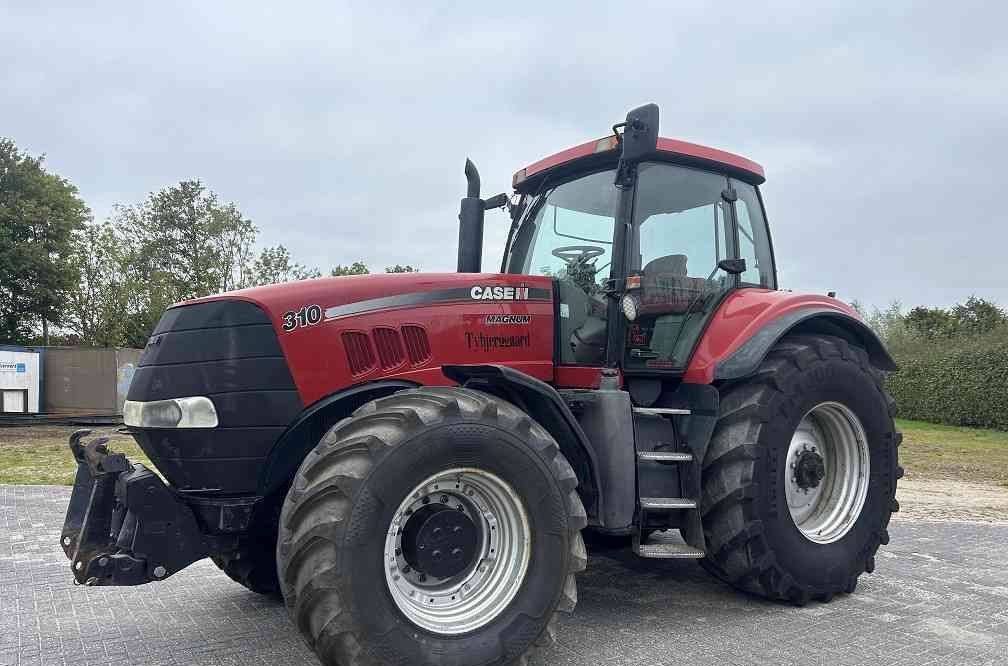 Case-IH Magnum 310 powershift - Tractor: foto 1 Case-IH Magnum 310 powershift - Tractor: foto 1