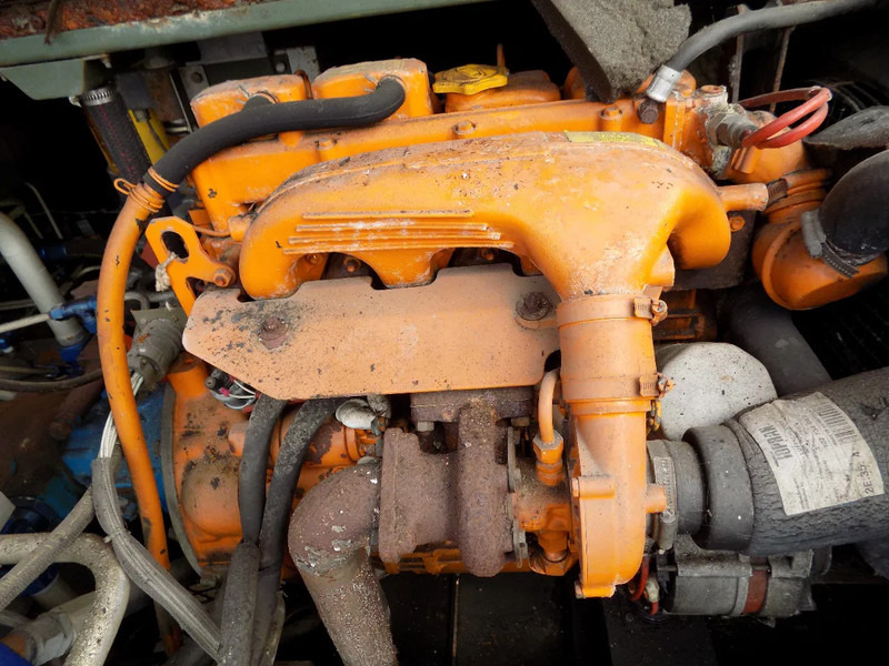 Arrendamiento de Diversen hydraulische generator Aermacchi H25DB Diversen hydraulische generator Aermacchi H25DB: foto 11