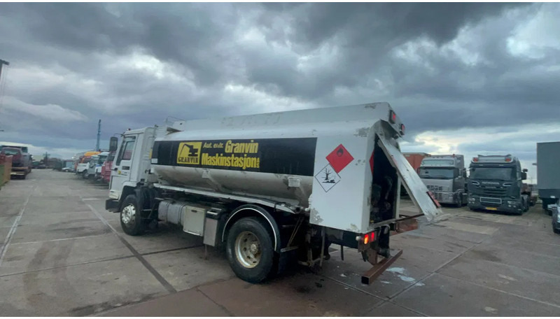 Volvo FL 7 Volvo FL7 285 Fuel tanker 4x2 - Camión cisterna: foto 4 Volvo FL 7 Volvo FL7 285 Fuel tanker 4x2 - Camión cisterna: foto 4