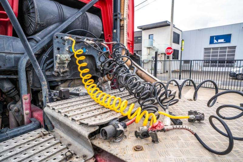 Cabeza tractora MAN TGS 18.440 BLS 4x4 (+cardan): foto 8 Cabeza tractora MAN TGS 18.440 BLS 4x4 (+cardan): foto 8