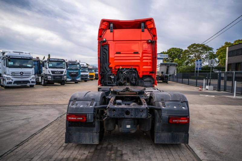 MAN TGX 18.470 XLX BLS - Cabeza tractora: foto 4 MAN TGX 18.470 XLX BLS - Cabeza tractora: foto 4