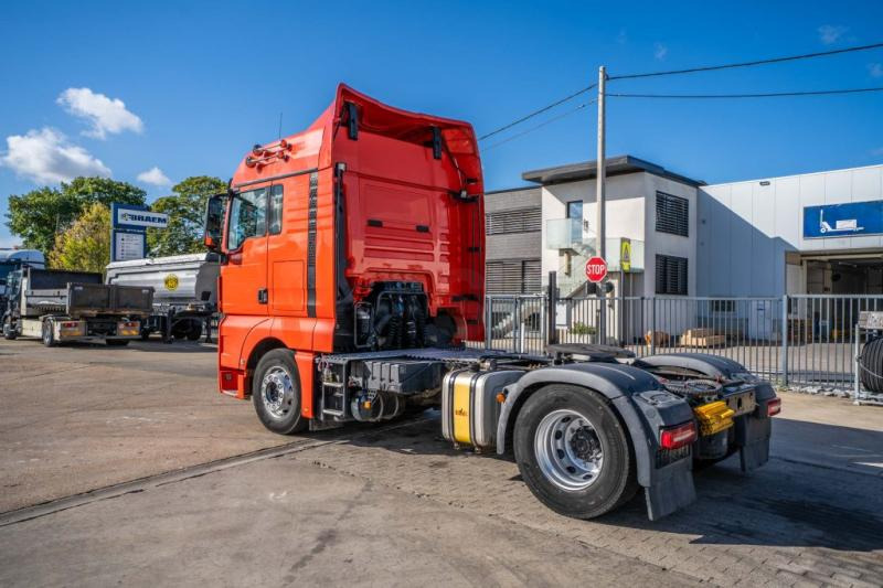 MAN TGX 18.470 XLX BLS+KIPHYDR. - Cabeza tractora: foto 5 MAN TGX 18.470 XLX BLS+KIPHYDR. - Cabeza tractora: foto 5