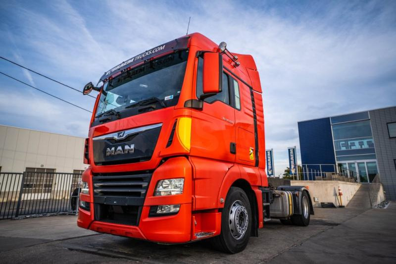 MAN TGX 18.470 XLX BLS+KIPHYDR. - Cabeza tractora: foto 1 MAN TGX 18.470 XLX BLS+KIPHYDR. - Cabeza tractora: foto 1