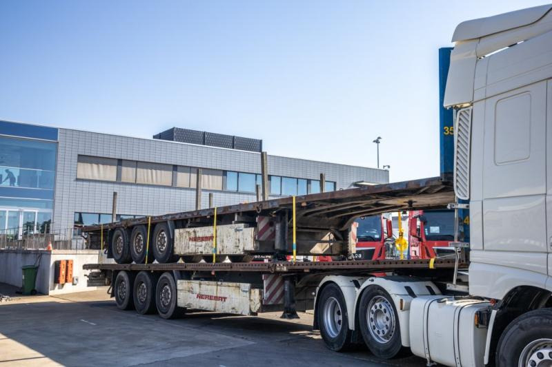 Krone SD27-PLATEAU-39000 KG MTM - Semirremolque plataforma/ Caja abierta: foto 2 Krone SD27-PLATEAU-39000 KG MTM - Semirremolque plataforma/ Caja abierta: foto 2