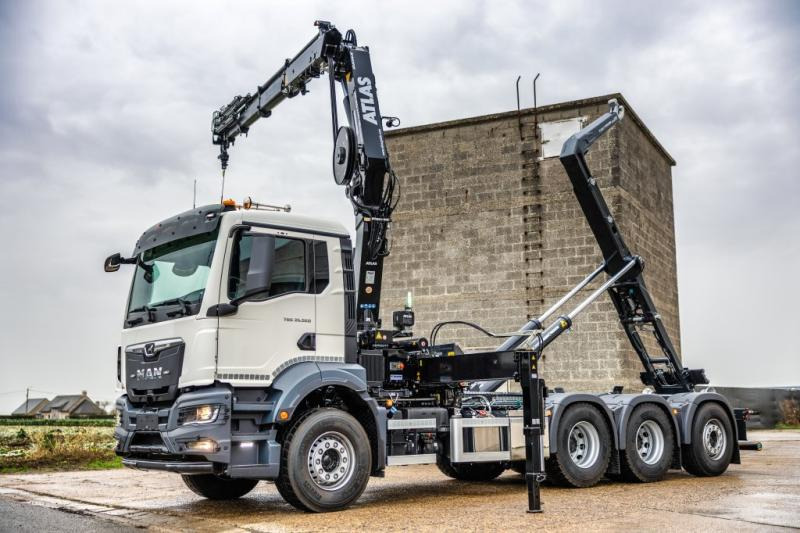 MAN TGS 35.520 BL - ATLAS 240.2E - Camión multibasculante, Camión grúa: foto 1 MAN TGS 35.520 BL - ATLAS 240.2E - Camión multibasculante, Camión grúa: foto 1