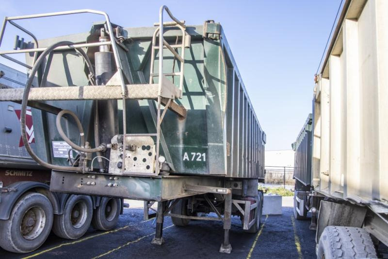 Mol K85F/20T/37ST- HYDR. DOOR - Semirremolque volquete: foto 1 Mol K85F/20T/37ST- HYDR. DOOR - Semirremolque volquete: foto 1