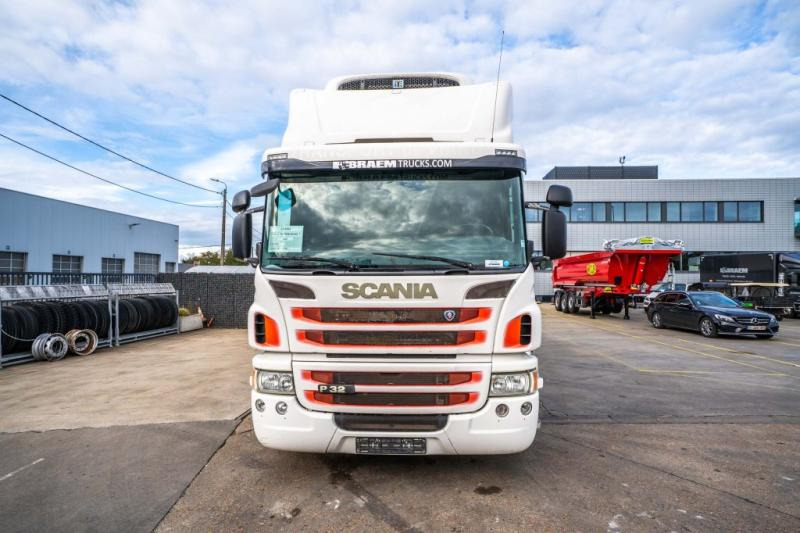 Scania P320 - THERMOKING T-1000R - Camión frigorífico: foto 3 Scania P320 - THERMOKING T-1000R - Camión frigorífico: foto 3